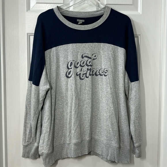 aerie Sweaters - Aerie oversized relaxed sweater size L (T1)